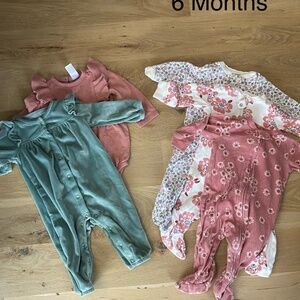 6 Month Old Girl Onesies and Outfits